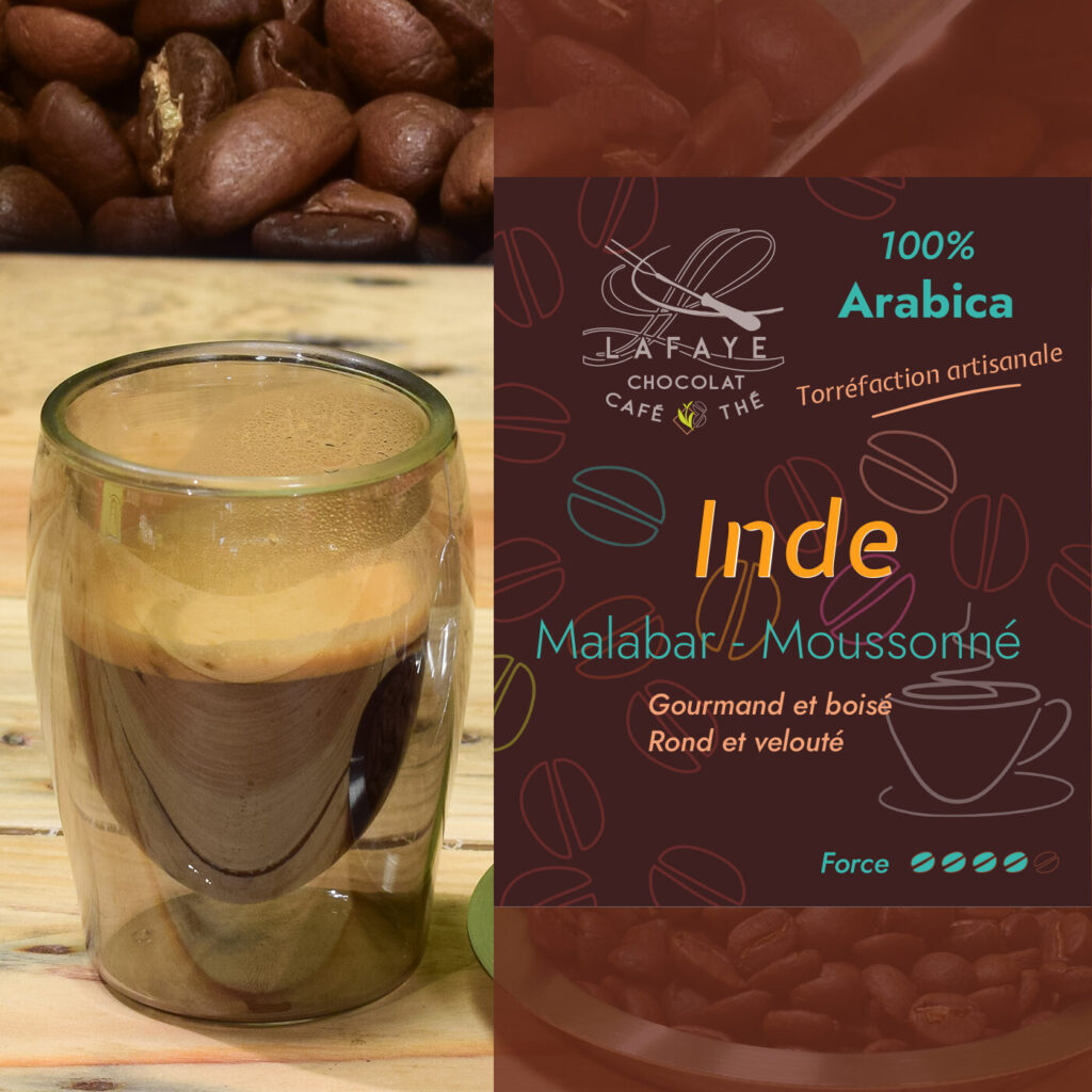 Arabica café en grains Inde Malabar moussonné fraîchement torréfié par Lafaye chocolat torréfacteur à Périgueux.